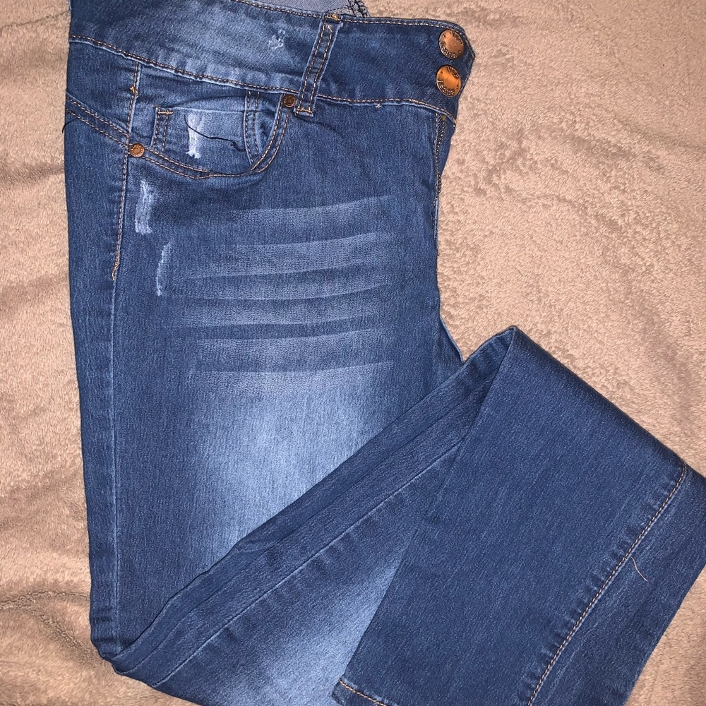 Jeans pants